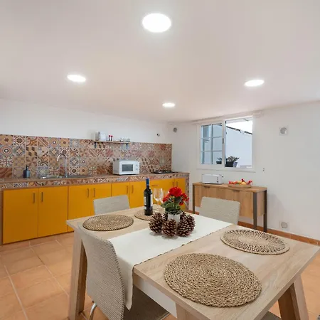 Сasa de vacaciones Casa Pinos *